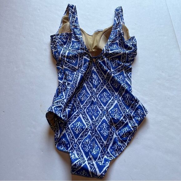 L.L. Bean Women's Sun Blocking One Piece Tank Swim Suit Blue/Wht Print 12 Long - Picture 3 of 13